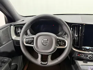 VOLVO XC60 2.0 T8 TE Ultra Dark eAWD