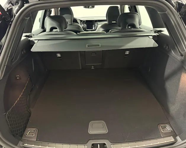 VOLVO XC60 2.0 T8 TE Ultra Dark eAWD