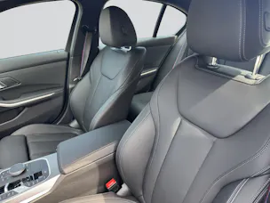 BMW 320i M Sport Pro Steptronic