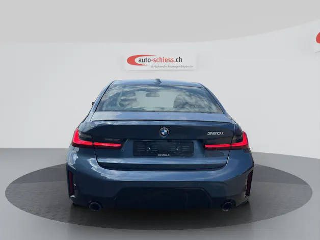 BMW 320i M Sport Pro Steptronic