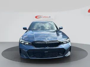 BMW 320i M Sport Pro Steptronic