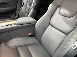 VOLVO XC60 2.0 T6 TE Ultra Dark eAWD