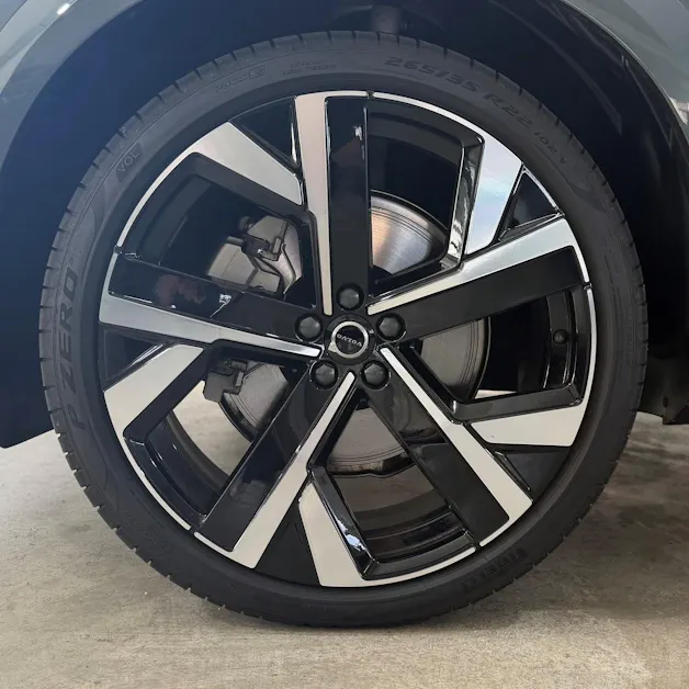 VOLVO XC60 2.0 T6 TE Ultra Dark eAWD