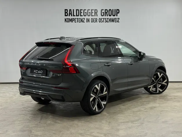 VOLVO XC60 2.0 T6 TE Ultra Dark eAWD