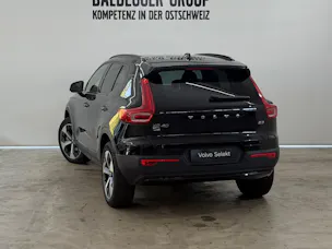 VOLVO XC40 2.0 B3 MH Plus Dark