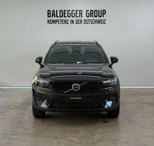 VOLVO XC40 2.0 B3 MH Plus Dark