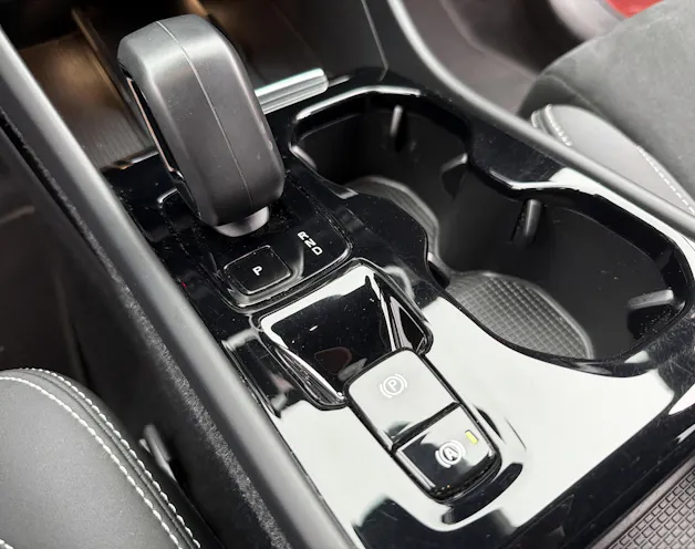 VOLVO XC40 1.5 T4 PiH R-Design