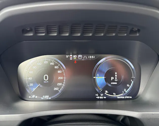 VOLVO XC90 T8 eAWD R-Design