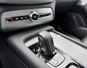 VOLVO XC90 T8 eAWD R-Design