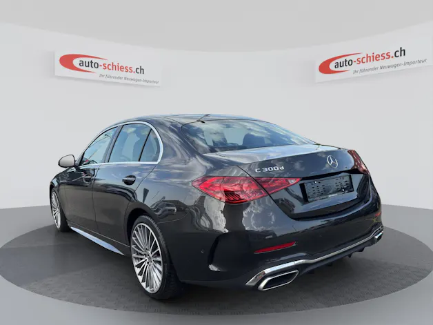 MERCEDES-BENZ 300 C 300 d AMG Line