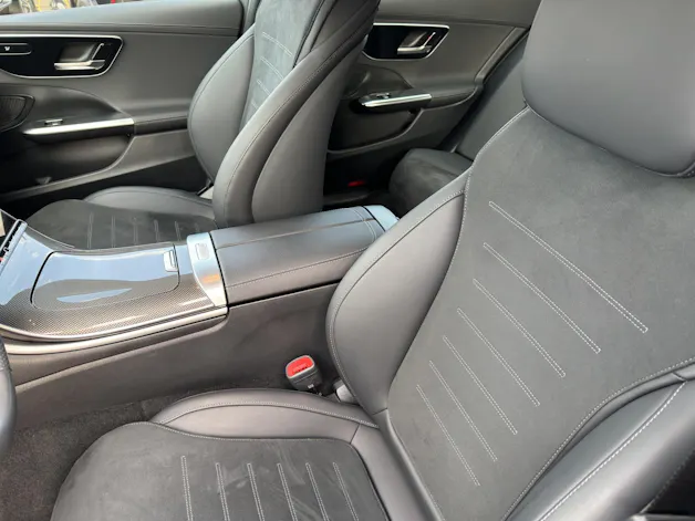 MERCEDES-BENZ 300 C 300 d AMG Line