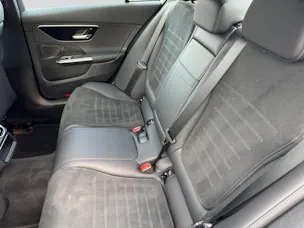 MERCEDES-BENZ 300 C 300 d AMG Line