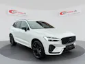 VOLVO XC60 B5 Benzin Mild Hybrid AWD Plus Black Edition Geartronic