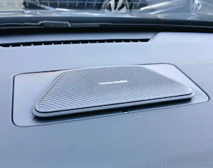 Lynk & Co 02