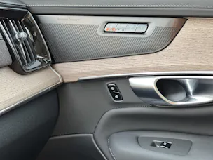 VOLVO XC90 T8 eAWD 7Pl. PluginHybrid Ultra Dark Geartronic