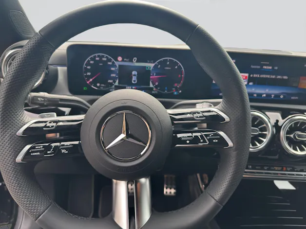 MERCEDES-BENZ CLA 200 d 7G-DCT AMG Edition
