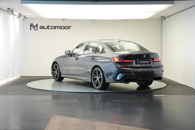 BMW M340d xDrive 48V Steptronic Sport *CH-Fahrzeug* *Glasdach* *HuD*