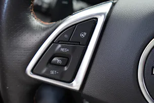 CHEVROLET Camaro 6.2 Coupé Automatic 50th Anniversary Edition *CH-Fahrzeug*