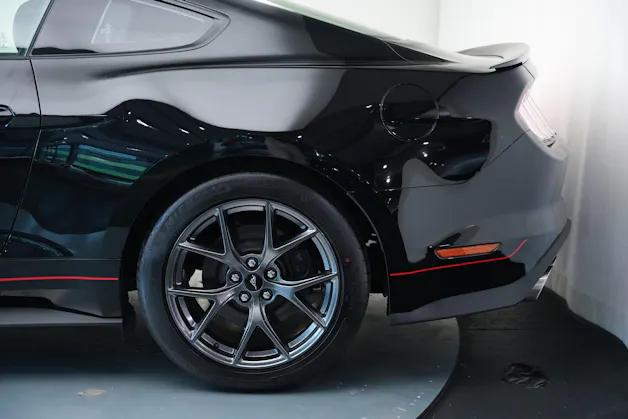 FORD Mustang Fastback 5.0 V8 Mach 1 *Handschalter*