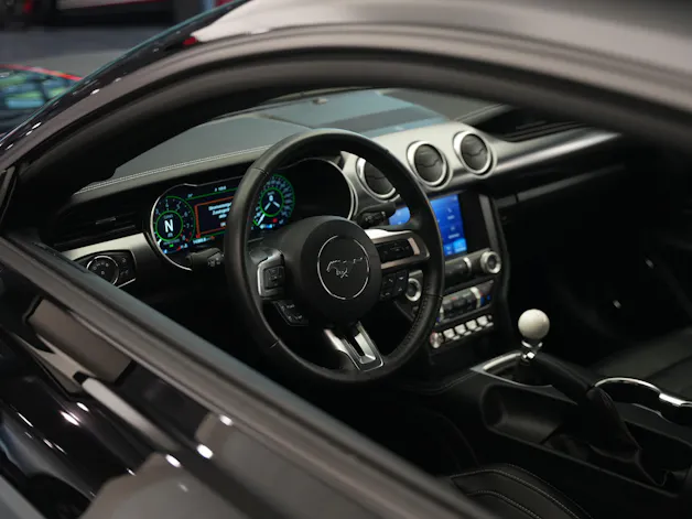 FORD Mustang Fastback 5.0 V8 Mach 1 *Handschalter*