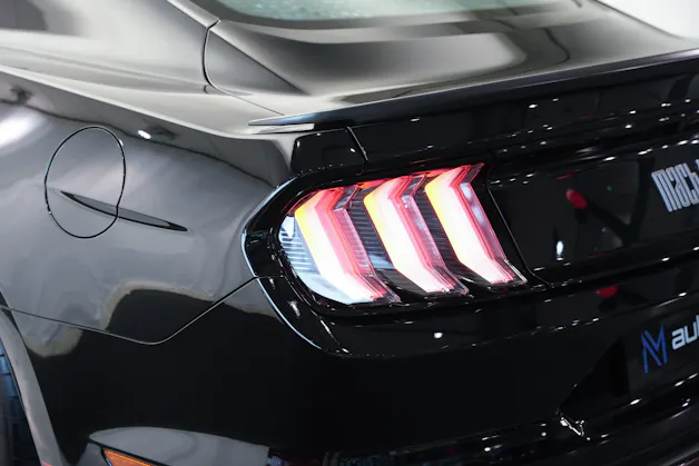 FORD Mustang Fastback 5.0 V8 Mach 1 *Handschalter*