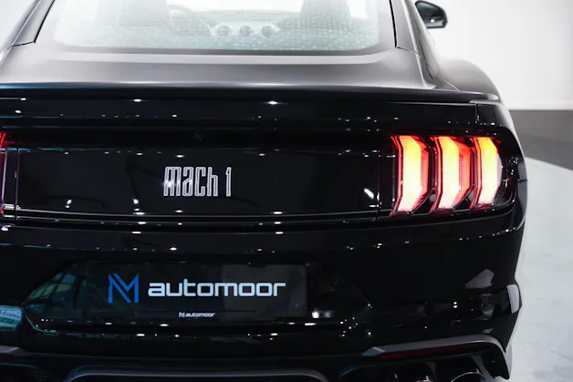 FORD Mustang Fastback 5.0 V8 Mach 1 *Handschalter*