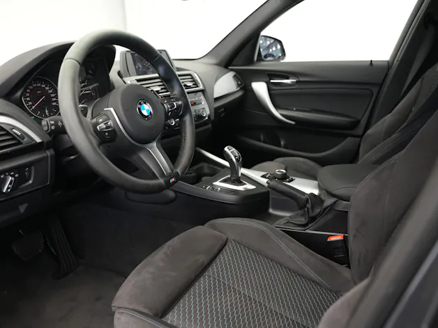 BMW M140i xDrive Steptronic *CH-Fahrzeug*