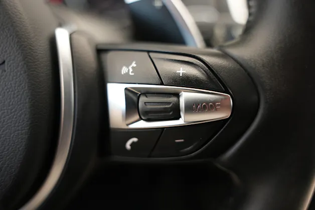 BMW M140i xDrive Steptronic *CH-Fahrzeug*