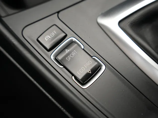 BMW M140i xDrive Steptronic *CH-Fahrzeug*