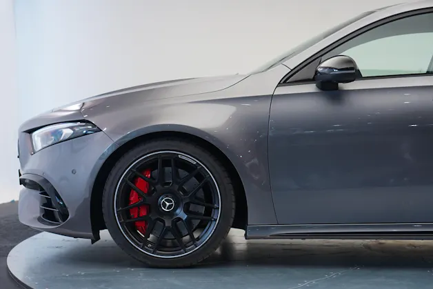 MERCEDES-BENZ A 45 S AMG 4Matic+ Speedshift *CH-Fahrzeug* *Pano* *Performance Sitze*