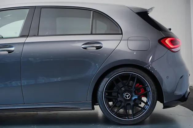 MERCEDES-BENZ A 45 S AMG 4Matic+ Speedshift *CH-Fahrzeug* *Pano* *Performance Sitze*