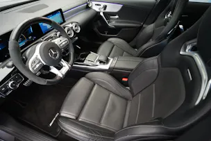 MERCEDES-BENZ A 45 S AMG 4Matic+ Speedshift *CH-Fahrzeug* *Pano* *Performance Sitze*