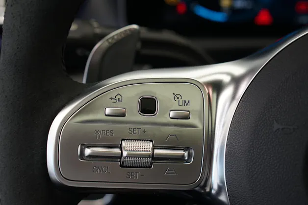 MERCEDES-BENZ A 45 S AMG 4Matic+ Speedshift *CH-Fahrzeug* *Pano* *Performance Sitze*