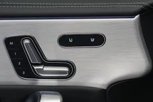 MERCEDES-BENZ A 45 S AMG 4Matic+ Speedshift *CH-Fahrzeug* *Pano* *Performance Sitze*