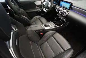 MERCEDES-BENZ A 45 S AMG 4Matic+ Speedshift *CH-Fahrzeug* *Pano* *Performance Sitze*