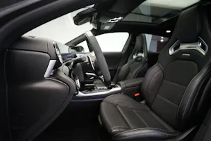 MERCEDES-BENZ A 45 S AMG 4Matic+ Speedshift *CH-Fahrzeug* *Pano* *Performance Sitze*