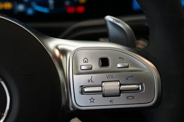 MERCEDES-BENZ A 45 S AMG 4Matic+ Speedshift *CH-Fahrzeug* *Pano* *Performance Sitze*