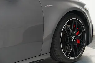 MERCEDES-BENZ A 45 S AMG 4Matic+ Speedshift *CH-Fahrzeug* *Pano* *Performance Sitze*