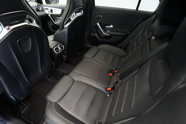 MERCEDES-BENZ A 45 S AMG 4Matic+ Speedshift *CH-Fahrzeug* *Pano* *Performance Sitze*