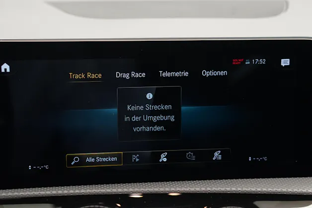 MERCEDES-BENZ A 45 S AMG 4Matic+ Speedshift *CH-Fahrzeug* *Pano* *Performance Sitze*