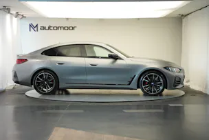 BMW M440i xDrive 48V Gran Coupé M Sport Pro Steptronic *Frozen Grey* *Carbon Paket* *Werksgarantie*