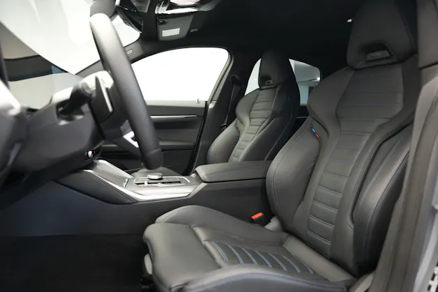 BMW M440i xDrive 48V Gran Coupé M Sport Pro Steptronic *Frozen Grey* *Carbon Paket* *Werksgarantie*