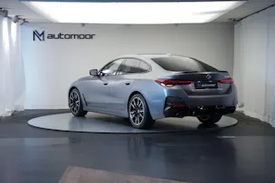 BMW M440i xDrive 48V Gran Coupé M Sport Pro Steptronic *Frozen Grey* *Carbon Paket* *Werksgarantie*