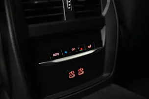 BMW M440i xDrive 48V Gran Coupé M Sport Pro Steptronic *Frozen Grey* *Carbon Paket* *Werksgarantie*