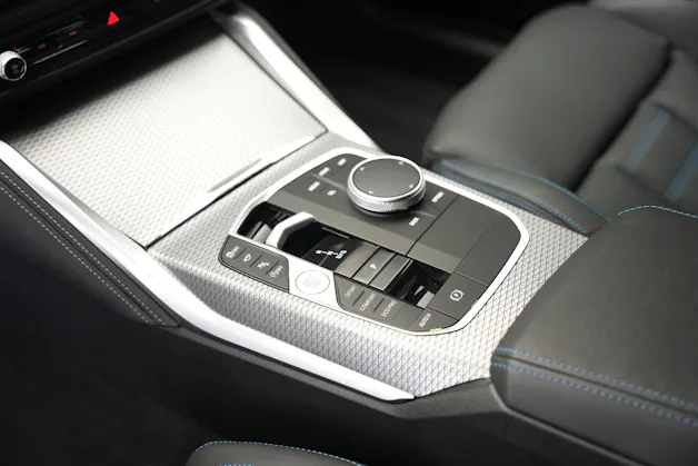 BMW M440i xDrive 48V Gran Coupé M Sport Pro Steptronic *Frozen Grey* *Carbon Paket* *Werksgarantie*