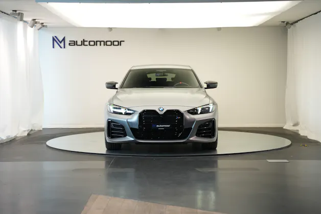 BMW M440i xDrive 48V Gran Coupé M Sport Pro Steptronic *Frozen Grey* *Carbon Paket* *Werksgarantie*