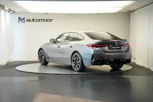 BMW M440i xDrive 48V Gran Coupé M Sport Pro Steptronic *Frozen Grey* *Carbon Paket* *Werksgarantie*