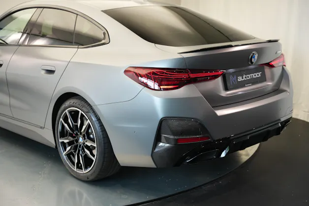 BMW M440i xDrive 48V Gran Coupé M Sport Pro Steptronic *Frozen Grey* *Carbon Paket* *Werksgarantie*