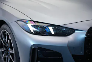 BMW M440i xDrive 48V Gran Coupé M Sport Pro Steptronic *Frozen Grey* *Carbon Paket* *Werksgarantie*