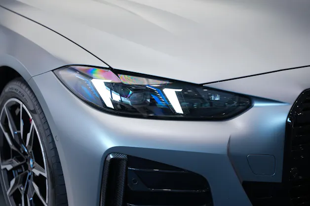 BMW M440i xDrive 48V Gran Coupé M Sport Pro Steptronic *Frozen Grey* *Carbon Paket* *Werksgarantie*